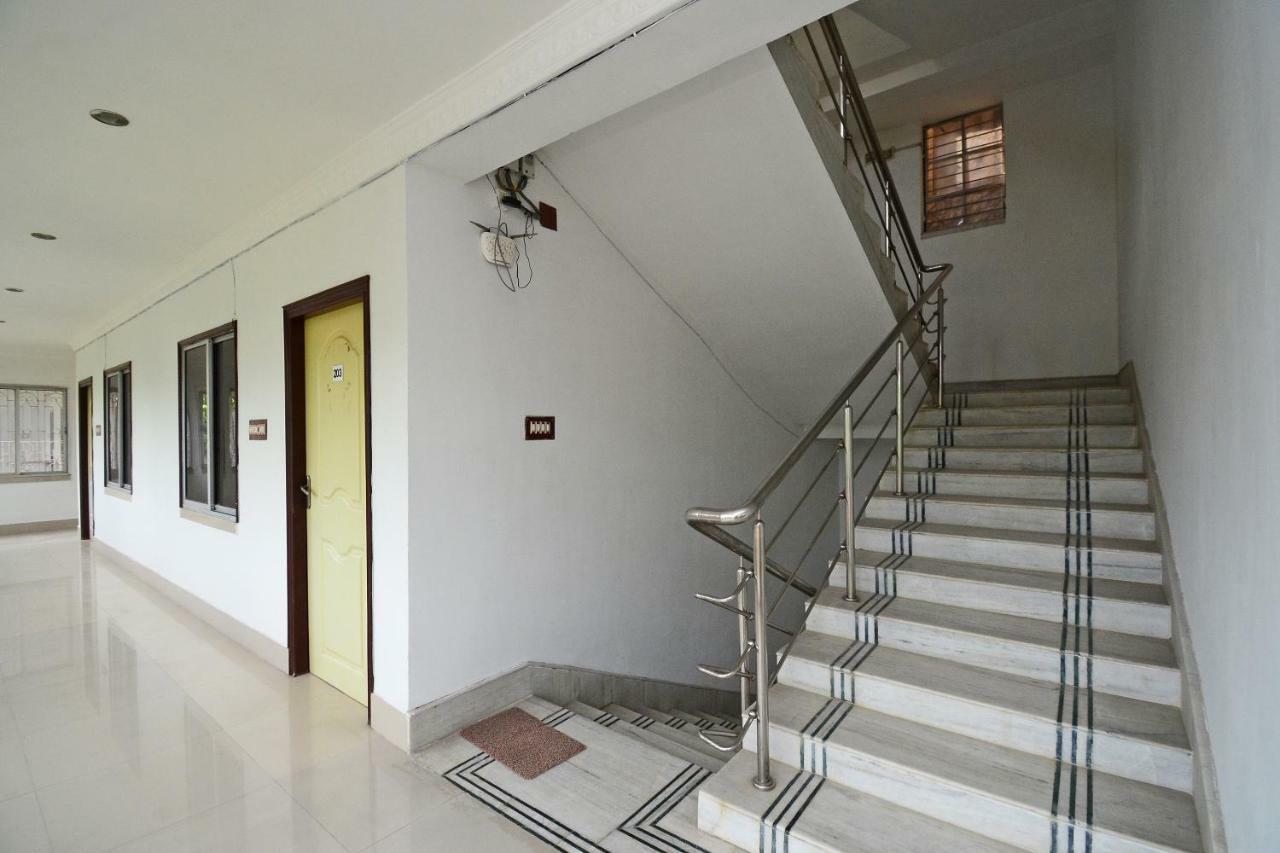 Oyo 38747 Shilla Hotel Kolkata